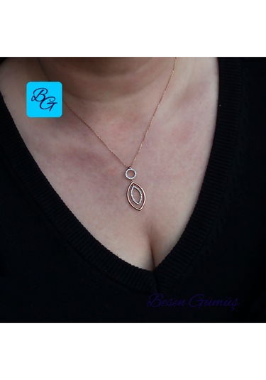 Yuvarlak Ucunda Oval Sallantılı Kolye Rose - Gold -  Gümüş