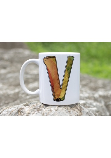 V Harf Yaprak Renkleri İle Kupa Bardak - Kişiye Özel Alfabe Harfli Bardak - Hediye Beyaz