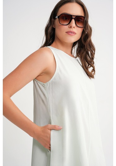 4690 Kadın Bisiklet Yaka Sıfır Kol Midi Paraşüt Elbise Adaçayı Adaçayı