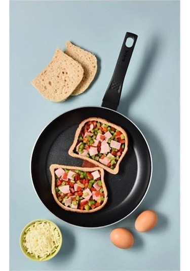 Tefal Titanyum 1X SimpleCook Difüzyon Tabanlı 3'lü Tava Seti