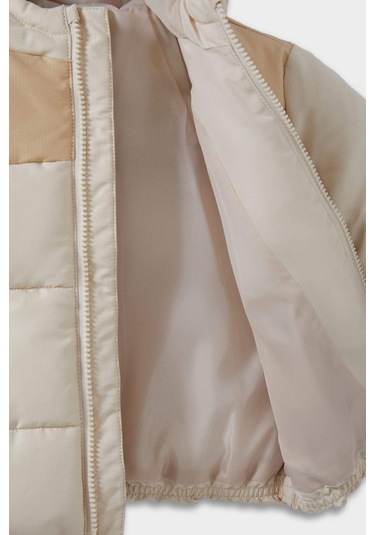 Defacto Erkek Bebek Su Geçirmez Kapüşonlu Fermuarlı Şişme Mont E8270a525aubg319 Bej