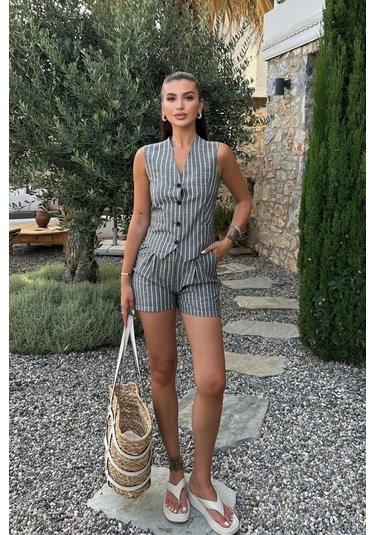 Kadın Siyah Çizgili Kısa V Yaka İkili Takım Siyah