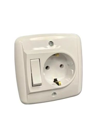 Anahtarlı Topraklı Priz İle Güvenli Banyo Kullanımı 000543