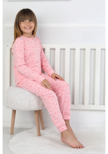 Minik Uyku Avcısı - Vahşi Rahatlık Serisi Leopar Desenli Kız Çocuk Pijama Takımı Pembe Minik Uyku Avcısı - Vahşi Rahatlık Serisi Leopar Desenli Kız Çocuk Pijama Takımı Pembe