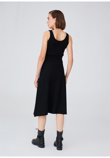 Peraluna Kloş Kesim Kaşmir Karışım Diz Altı Triko Etek Siyah Siyah