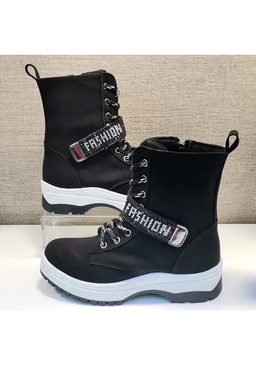 Rüyada 632 Kız Çocuk Bot Siyah Crazy Siyah