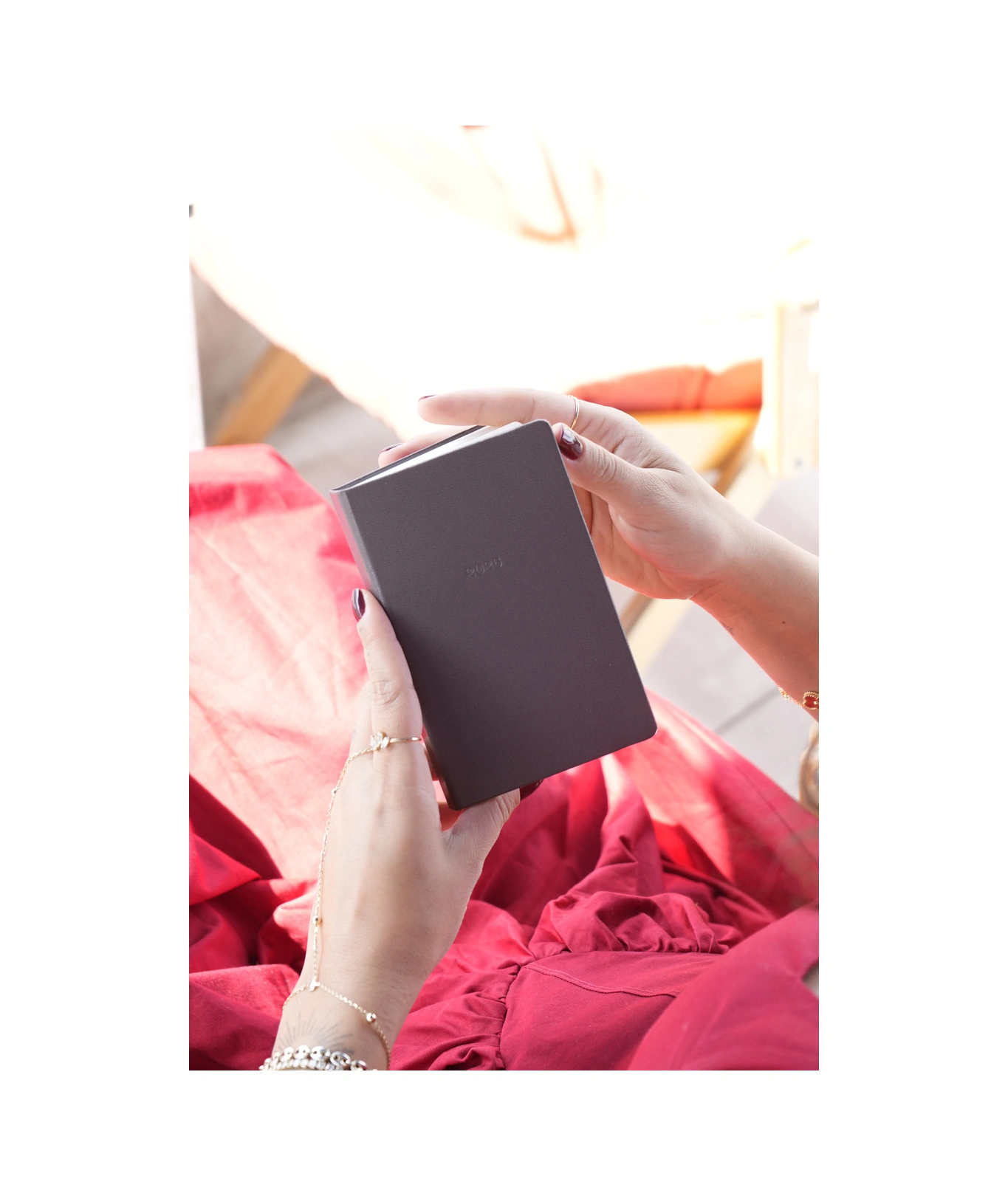 Classic 2026 Haftalık Ajanda A6 9x14 Cm Sert Kapak. Kahverengi