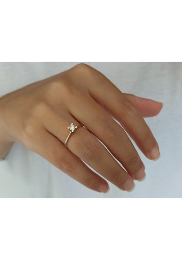 Sirius E Renk 0,23 Karat Pırlanta Tektaş Yüzük 0823R0167