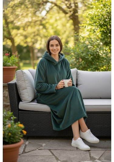 Serona Wellsoft Peluş Kapüşonlu Uzun Panço Yumuşak Dokulu Giyilebilir Tv Battaniyesi Z.yeşil S/m Zümrüt Yeşili