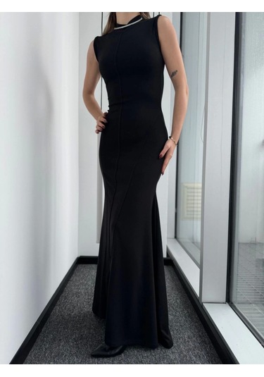 Kolsuz Yarım Bogazlı Uzun Elbise- Siyah Çok renkli