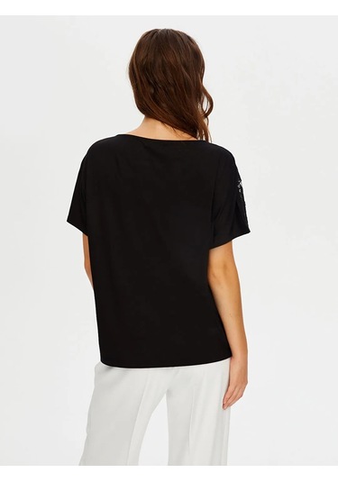 Faik Sönmez Payetli Dantel Garnili Kayık Yaka Kadın Bluz W26blz027 Siyah