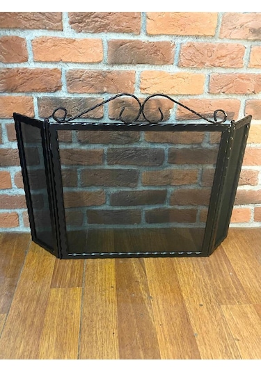 Ferforje Desenli Şömine Önü Kanatlı Siperlik . Ferforjeli Siperli