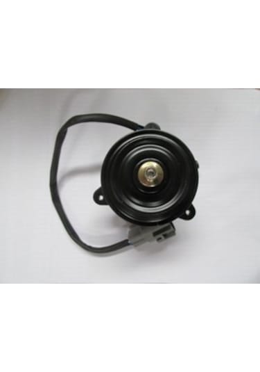 Toyota Corolla- Ae92- 88/92 Fan Motoru 3 Bağlantılı  Tip
