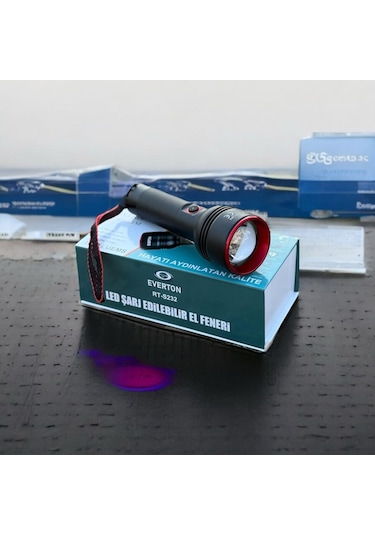 Everton Rt-s232 Şarjlı El Feneri Beyaz Lazer 1000lm Metal Everton-9852 Siyah