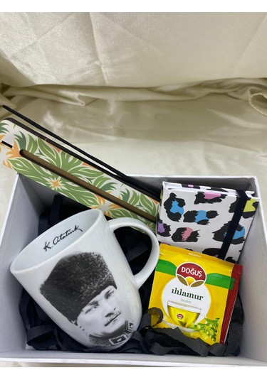 Atatürk Temalı Kupa Hediye Kutusu Öğretmenler Günü Hediyesi Şık Ve Anlamlı Hediye -