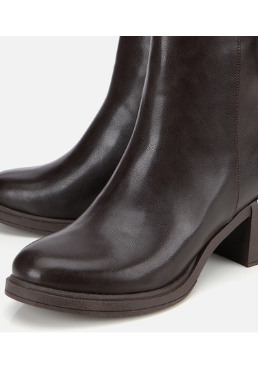 Hotiç Kadın Kahverengi Metal Detaylı Kalın Tabanlı Bilekte Düz Bot 01boh314910a480 01boh314910a480 Kahverengi