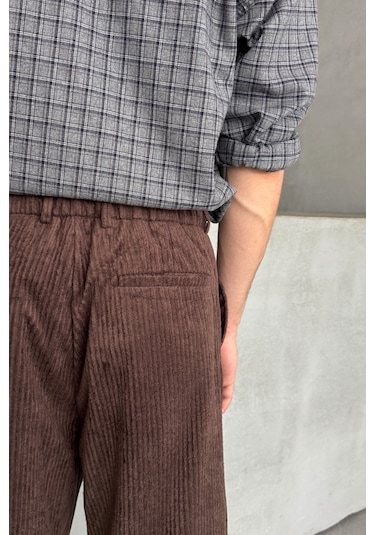 Erkek Pileli Baggy Kalıp Kadife Pantolon Kahverengi