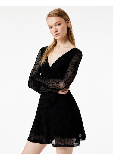 Koton Uzun Kollu V Yaka Bağlama Detaylı Tulum Siyah 6wal40008ık Siyah