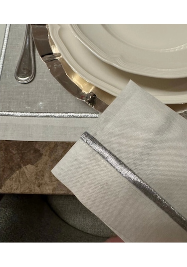 Lina 4 Kişilik Amerikan Servis & Peçete Gümüş