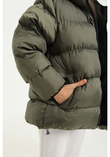 Kız Çocuk Haki İçi Polarlı Kapüşonlu Su Geçirmez Rüzgara Dayanıklı Cepli Şişme Kışlık Mont Haki