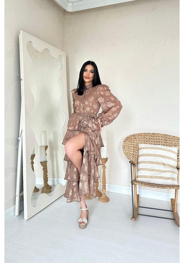 The İstanbul Vizon Valonlu Şeritli Kat Kat Elbise Vizon