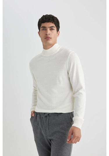 DeFacto Slim Fit Dar Kesim Yarım Balıkçı Yaka Basic Düz Triko Kazak R1127AZ24SPER100 DeFacto Slim Fit Dar Kesim Yarım Balıkçı Yaka Basic Düz Triko Kazak R1127AZ24SPER100