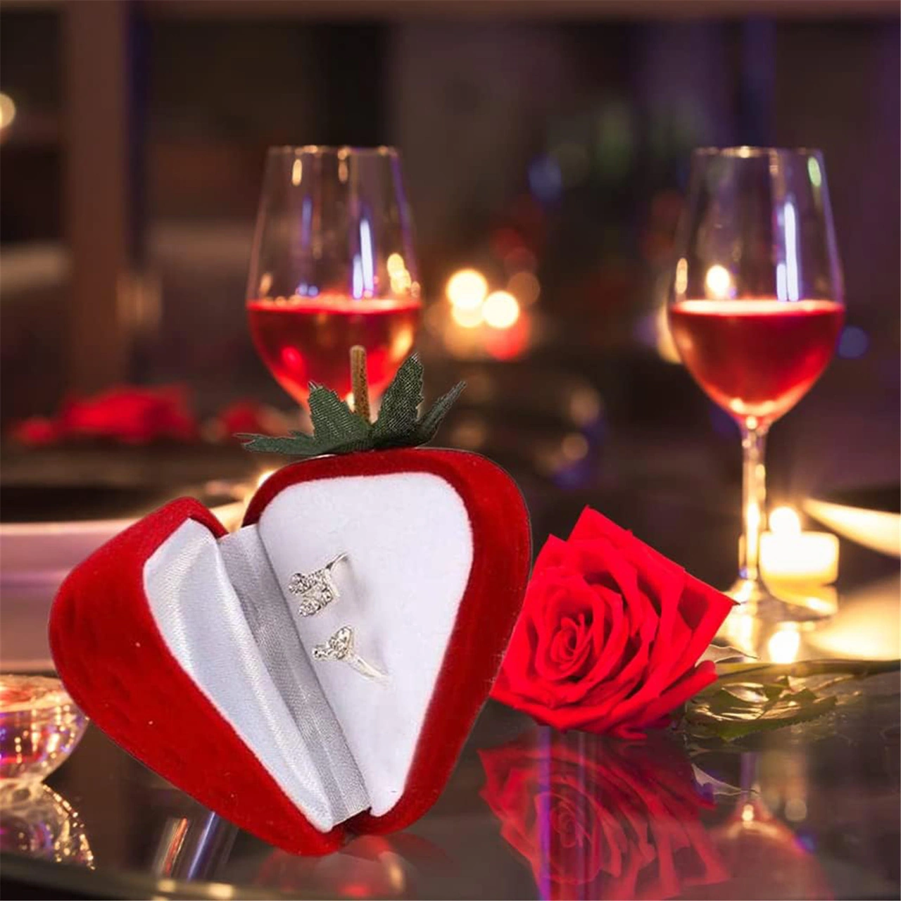 Konesam Kırmızı Çilek Şekilli Gümüşlük Kutusu - Evlilik/valentin Hediyesi - Kolye, Küpe Ve Yüzük Saklama Kutusu - 5x4.5cm Kırmızı
