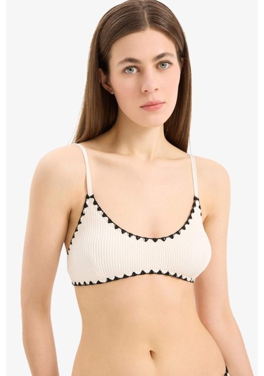 DeFacto Regular Fit Bürümcük Bikini Üstü-Fall in Love E0306AX25SMWT16 DeFacto Regular Fit Bürümcük Bikini Üstü-Fall in Love E0306AX25SMWT16