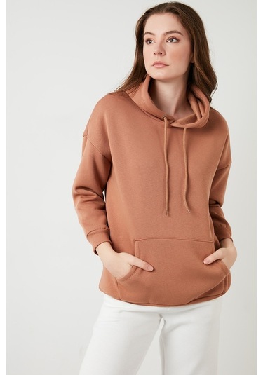 Lela Regular Fit Pamuklu Kapüşonlu Yaka Şardonlu Kışlık Bayan Sweat 5863854 Bisküvi Lela Regular Fit Pamuklu Kapüşonlu Yaka Şardonlu Kışlık Bayan Sweat 5863854 Bisküvi