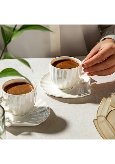 Perla 6 Kişilik 12 Parça Porselen Kahve Fincan Takımı Beyaz