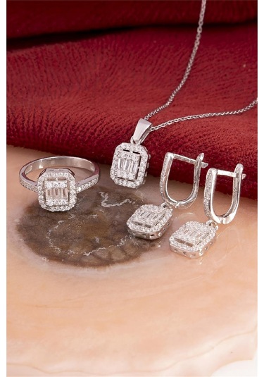925 Ayar Gümüş Rodyumlu Ortası Baget Taşlı Zirkon Bayan Takı Seti