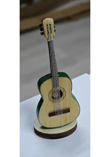 Minyatür Masa Üstü Hediyelik Gitar