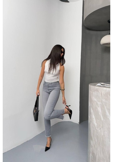 Lacarino 7413 Mia Kadın Jean Pantolon Açık Gri Lacarino 7413 Mia Kadın Jean Pantolon Açık Gri