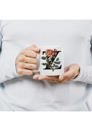 Z Baş Harf Kırmızı Güller İle Sarılı Bardak 330 Ml Kişiye Özel Çiçekli Hediye Beyaz