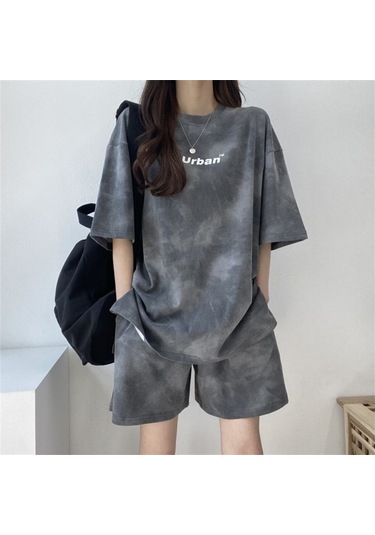 İnce Kesim Spor Ve Rahat Kadın Üst Ve Şort İkili Set Gri