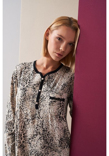 Pjs 26024 Kadın Patlı Dantel Detaylı Desenli Uzun Kol Gecelik Desenli