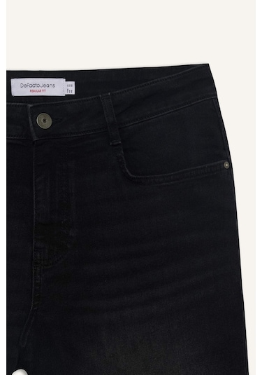 DeFacto Regular Fit Jean Bermuda Şort E5979AX25SMNM40