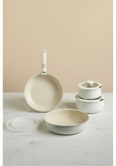 Karaca x Refika Swiss Crystal Almond Cream Easy Clıp 9 Parça Tencere Seti Ind