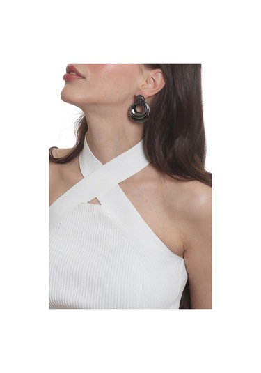 Labalaba Kadın Yaprak Dokulu Çivili Model Çanta Formlu Küpe - Antrasit Antrasit