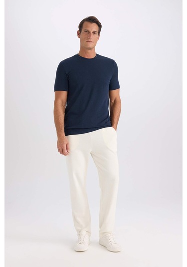 DeFacto Slim Fit Dar Kesim Bisiklet Yaka Kısa Kollu Krinkıl Kısa Kollu Tişört D7225AX25SPNV64 DeFacto Slim Fit Dar Kesim Bisiklet Yaka Kısa Kollu Krinkıl Kısa Kollu Tişört D7225AX25SPNV64