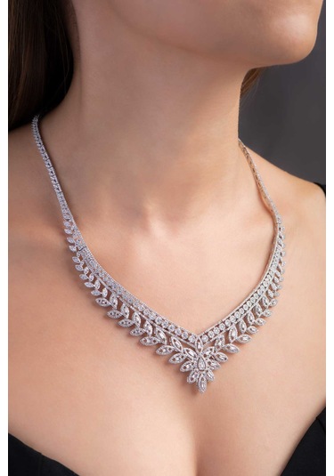 Romantik Rüya 18 Ayar Beyaz Altın Kaplama 42 Cm Gümüş Gerdanlık Beyaz