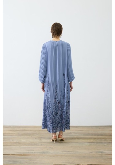 Sümbül Desen Pliseli Şifon Elbise Terzi Dükkani Mavi