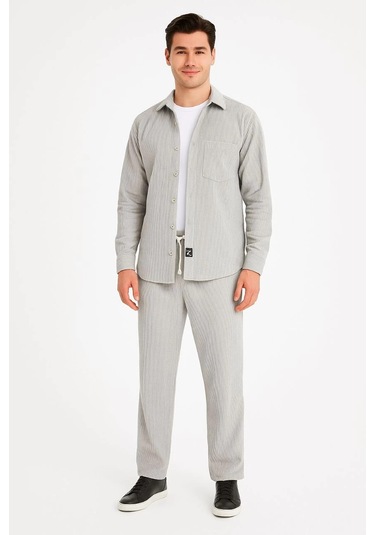 Erkek Kadife Oversize Takım - Gömlek Ve Pantolon İkili Set Füme Corduroy Şıklığı, Rahat Ve Zarif Duruş Yumuşak Dokulu Kadife Kumaş, Düğmeli Gömlek Üst Ve Lastikli Pantolon Alt Parça İle Gün Boyu Konfor- Gri Çok Renkli