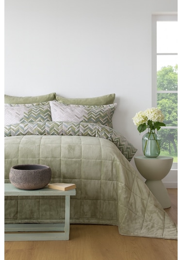 Wellsoft Kapitone Yatak Örtüsü Seti Çift Kişilik Hardy Yeşil Yeşil