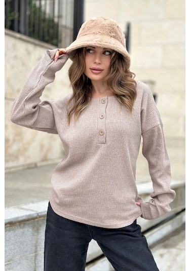 Kadın Vizon Yumuşak Dokulu Düğmeli Triko Kazak, Uzun Kol, Regular Kesim, Standart Boy. Vizon