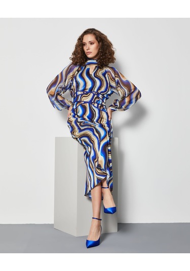 Renkli Desenli Kadın Elbise - Beli Şerit Detaylı - Uzun Kollu - Modern Ve Şık Tasarım - Günlük Ve Özel Gün İçin Elbise Saks