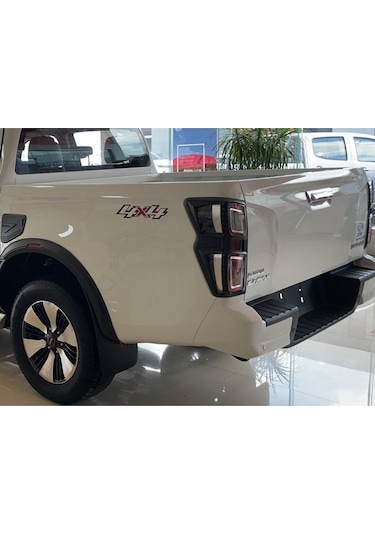 Dmax 2020+ Stop Çerçevesi Siyah