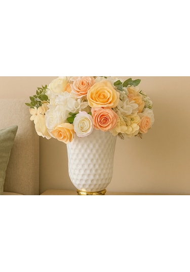 Altın Kaideli Beyaz Dokulu Vazo Şeftali/krem Gül & Ortanca Yapay Aranjman