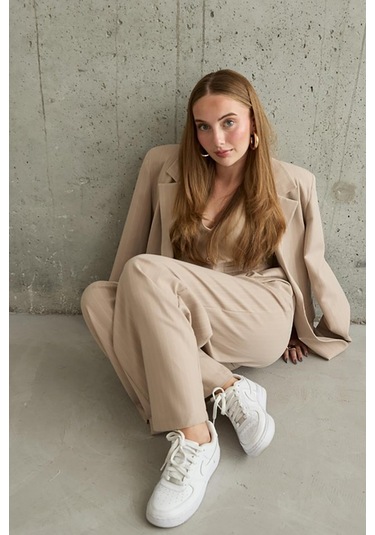 Bej Çizgili Ceket - Yelek Ve Pantolon Takım Bej