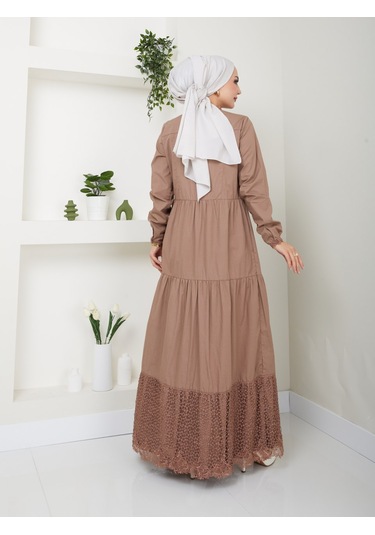 Dantelli Doğal Kumaşlı Boydan Düğmeli Kot Elbise Vizon